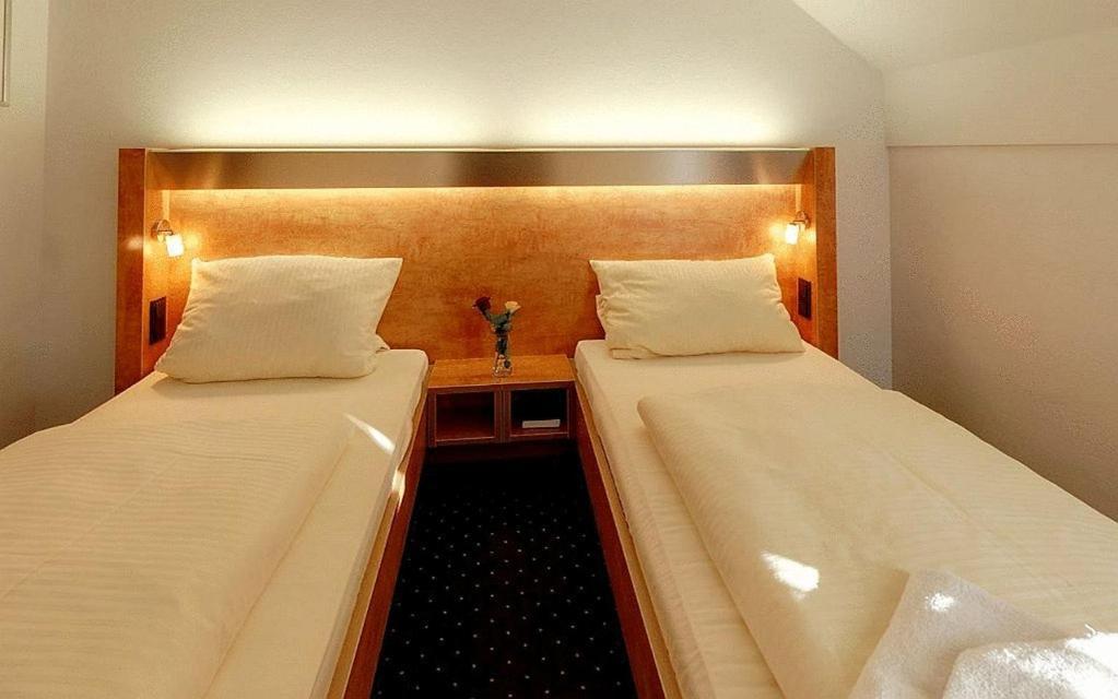 Hotel Gross 3*